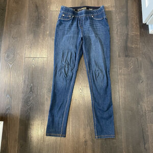 Luxe Nygard 360 4 Way Stretch Jeggings Pull on Size 14-16 Denim Jeans